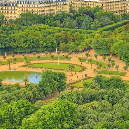Authentic And Large 1 Bdr Flat - Facing Notre Dame Appartement *