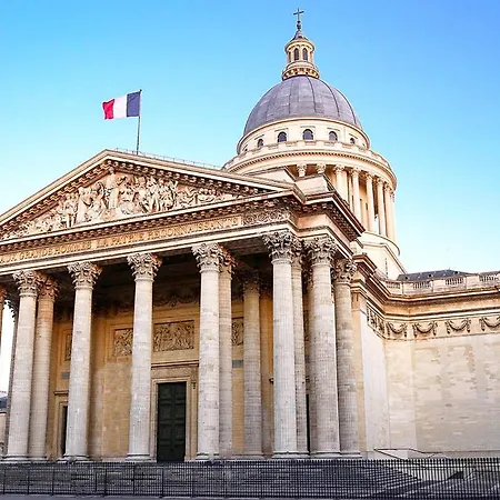 Authentic&large 1 Bdr Flat - Facing Notre Dame * Paris